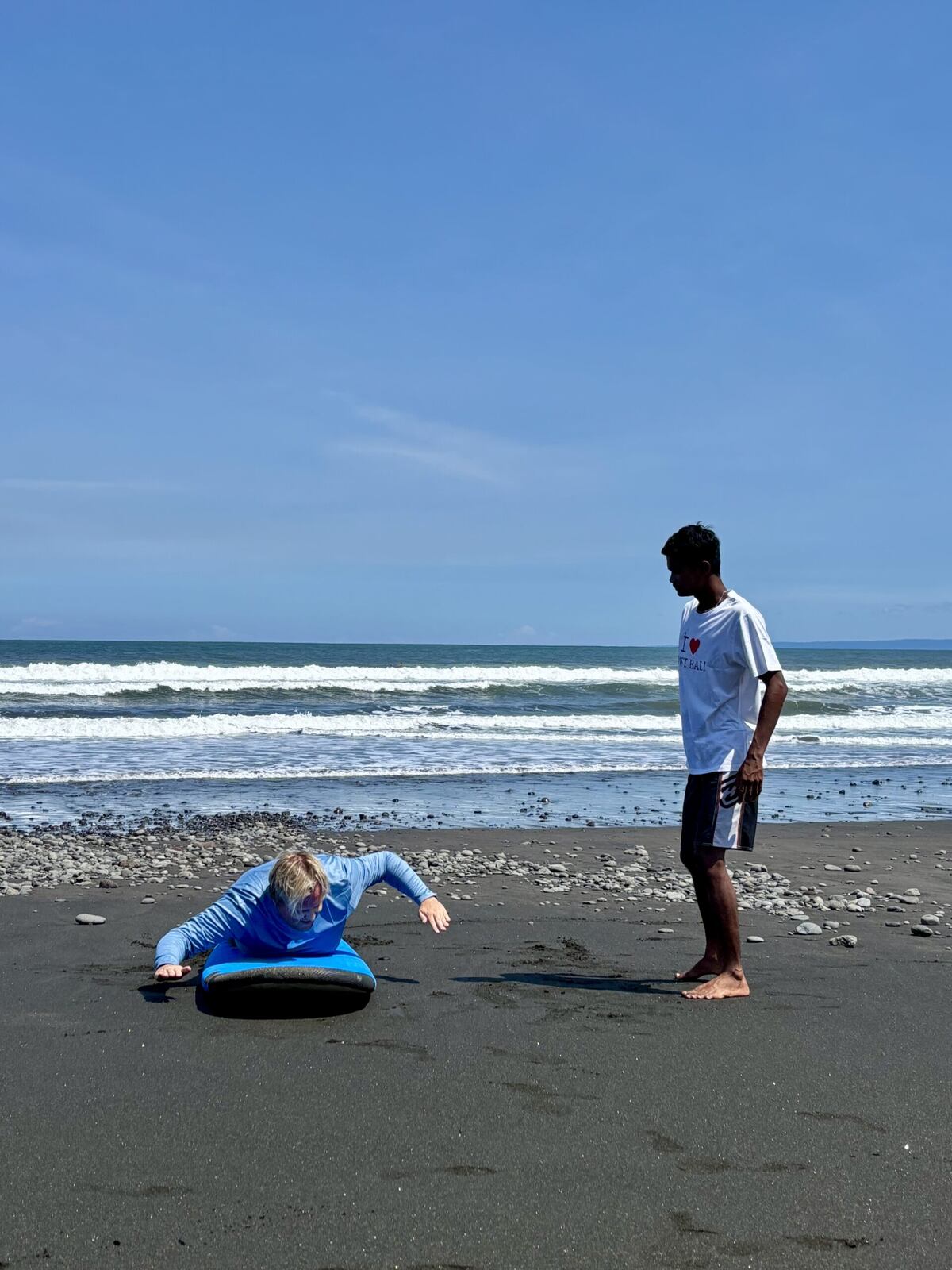 Beginner surf lesson in Medewi